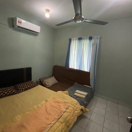 Homestay Nearby To Matrikulasi ลาบวน ภายนอก รูปภาพ